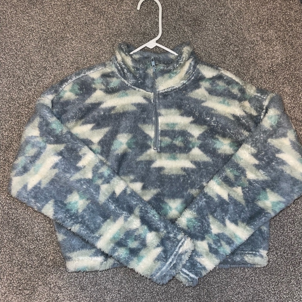 Western Crop Sweater